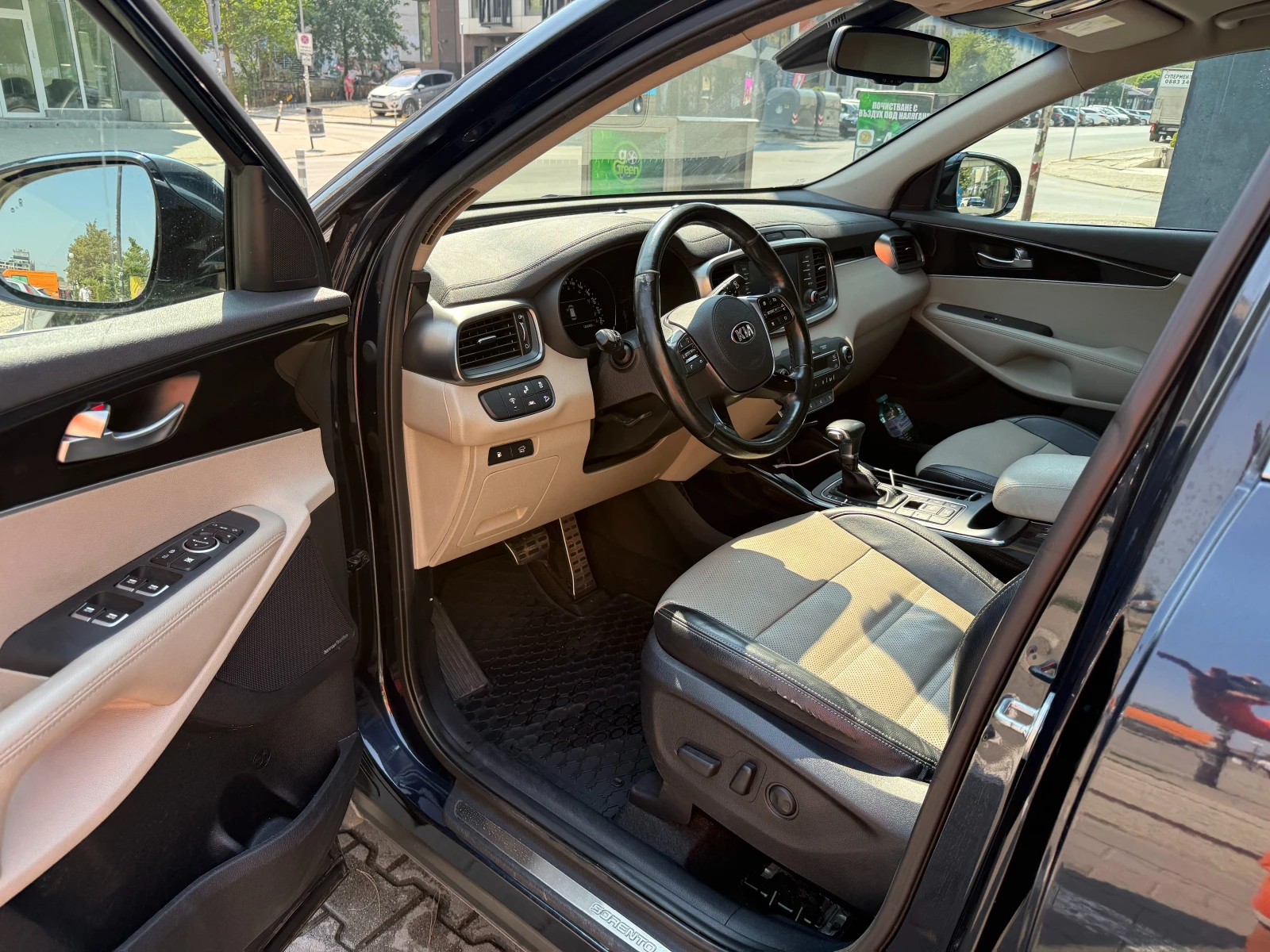 Kia Sorento, снимка 2 - Автомобили и джипове - 55726572