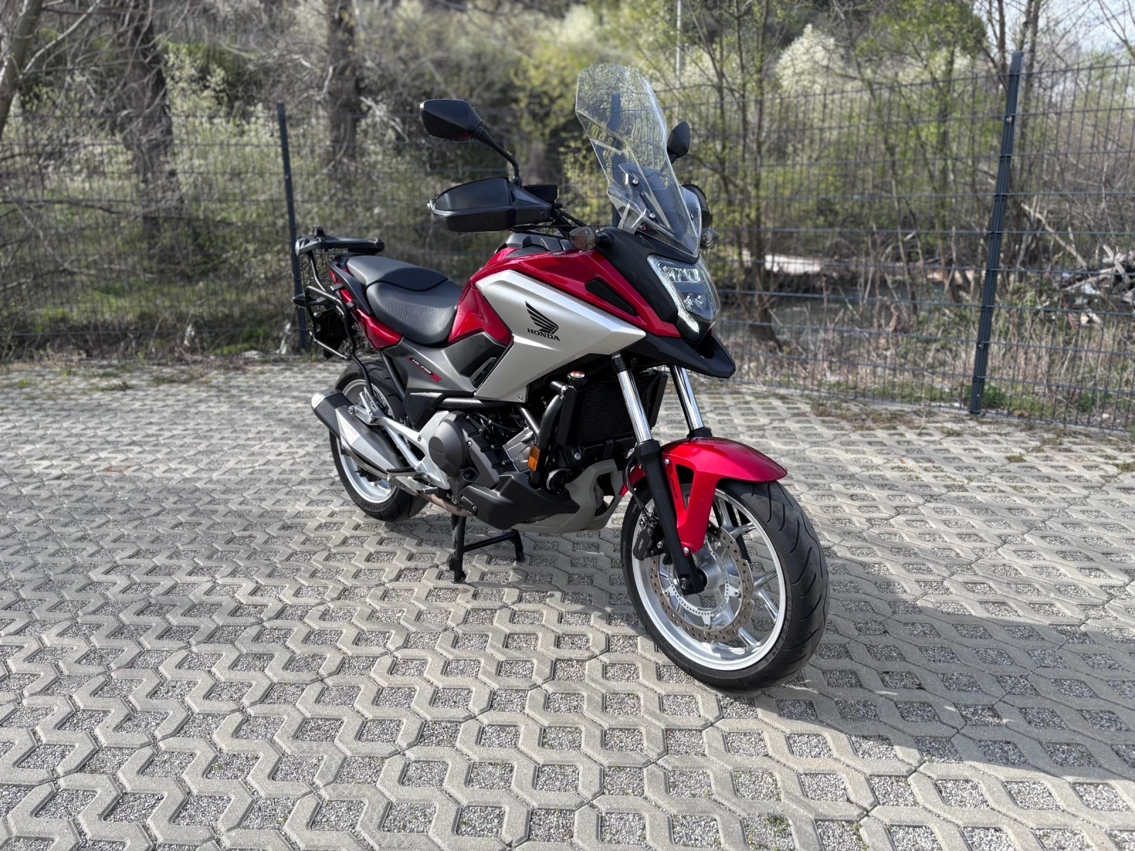 Honda Nc Уникат* DCT* ABS* LED* 3 куфара* Подаръци в описан