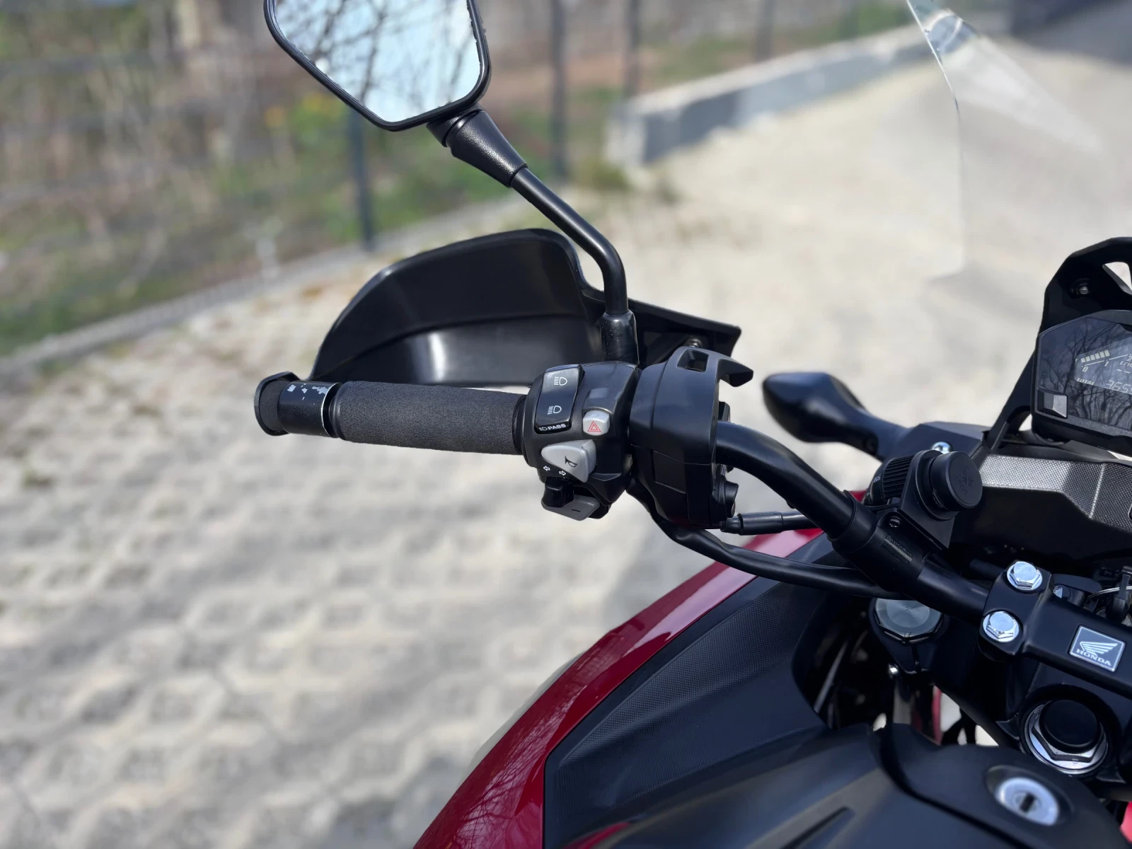 Honda Nc Уникат* DCT* ABS* LED* 3 куфара* Подаръци в описан, снимка 10 - Мотоциклети и мототехника - 54205310