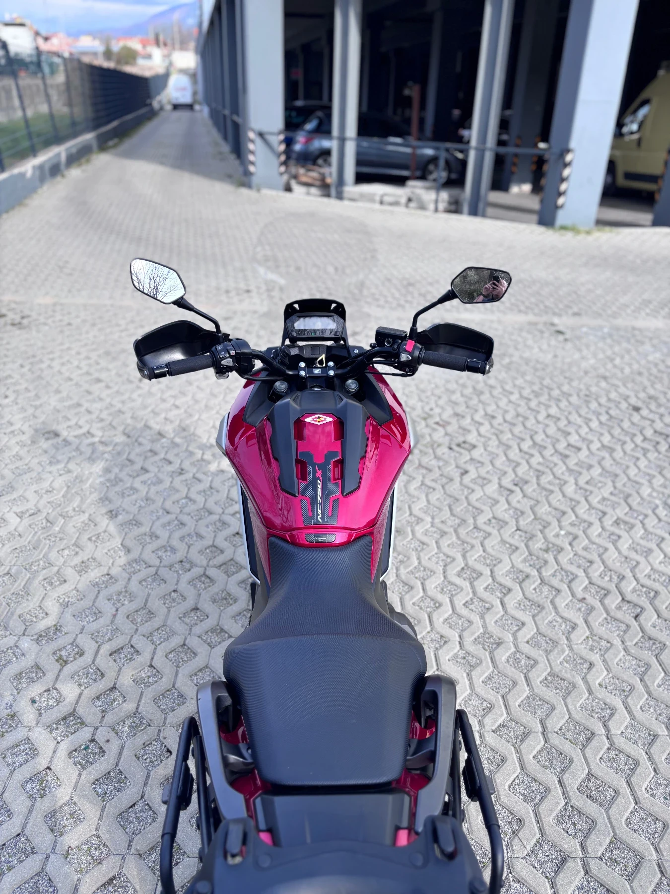 Honda Nc Уникат* DCT* ABS* LED* 3 куфара* Подаръци в описан, снимка 6 - Мотоциклети и мототехника - 54205310