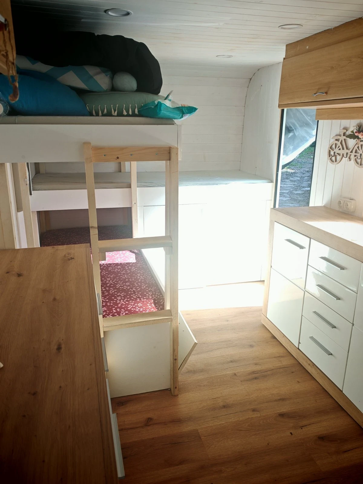 �������� LUNAR ZENITCH 6 | Mobile.bg � ����������� 7