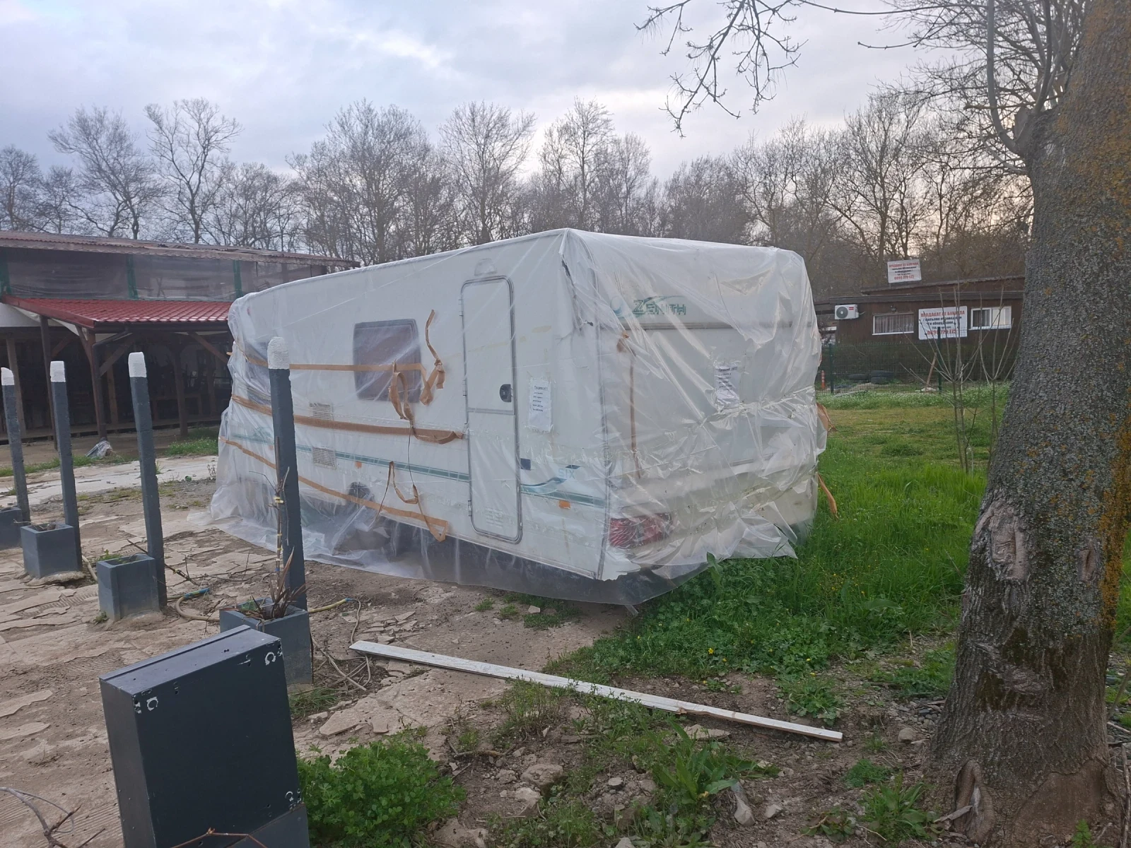 Каравана Hobby LUNAR ZENITCH 6