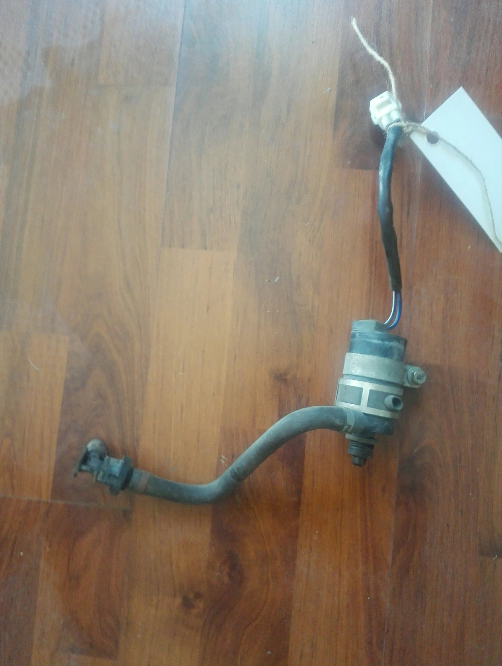 Помпа пръскалки фарове Субару Форестър 10г. (5)