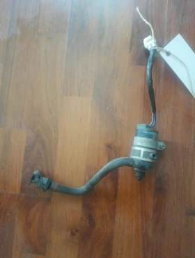 Помпа пръскалки фарове Субару Форестър 10г. (5)