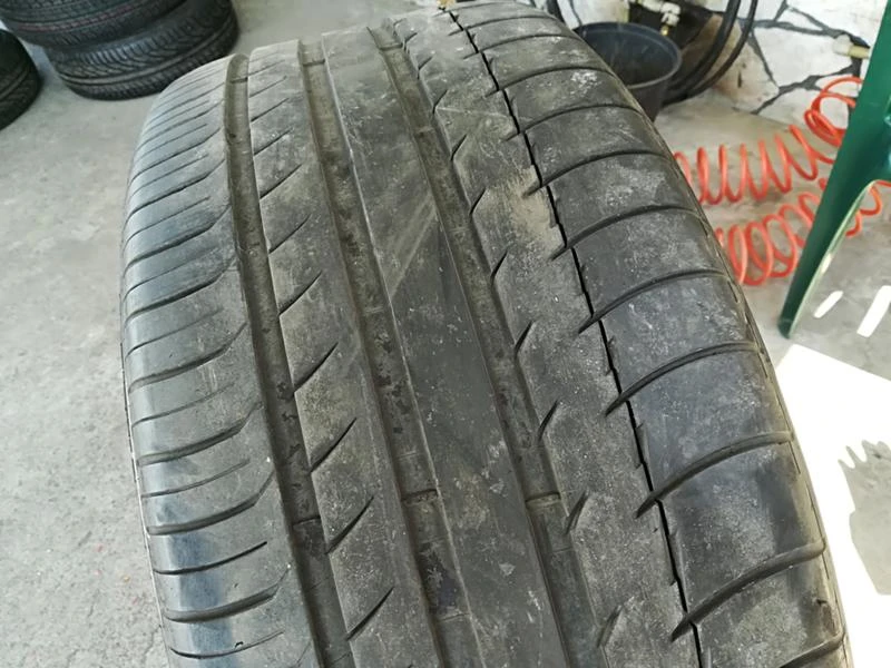 Гуми Летни 275/45R20, снимка 2 - Гуми и джанти - 21882422