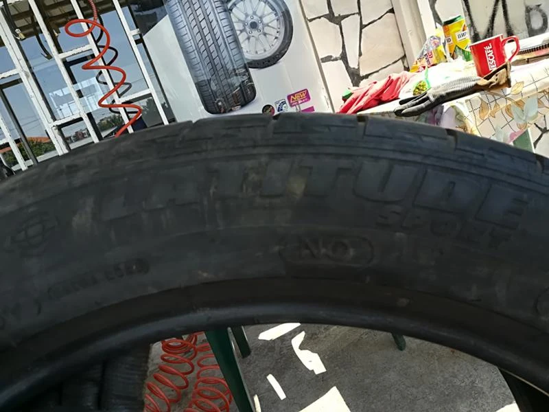 Гуми Летни 275/45R20, снимка 4 - Гуми и джанти - 21882422