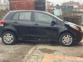 Toyota Yaris, снимка 2