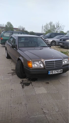 Mercedes-Benz 124, снимка 2