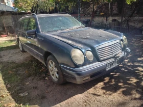 Mercedes-Benz E 250, снимка 1