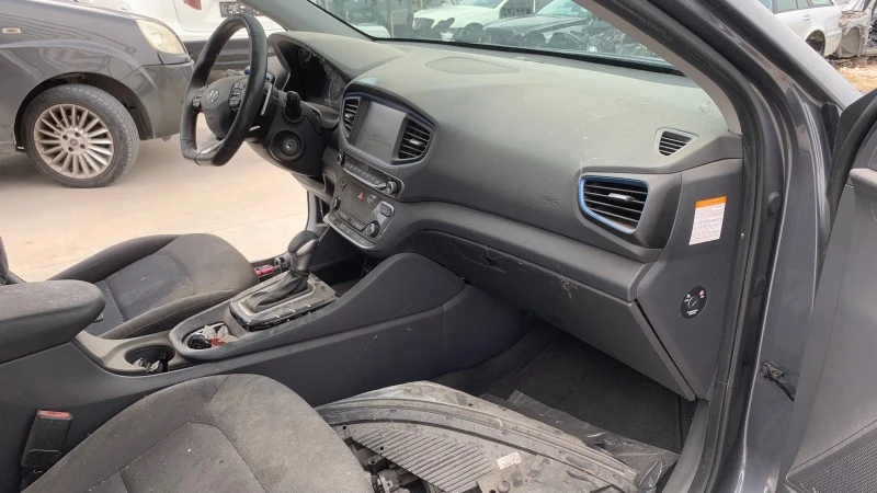 Hyundai Ioniq Hyundai Ioniq Hibrid, снимка 10 - Автомобили и джипове - 41191595