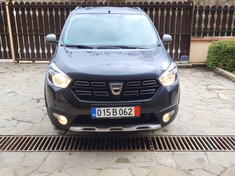 Dacia Lodgy  Stepway 101000км.. камера..ТОП, снимка 1 - Автомобили и джипове - 44497469