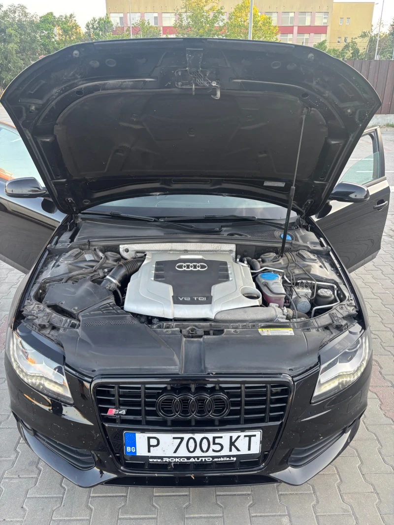 Audi A4, снимка 14 - Автомобили и джипове - 50602192