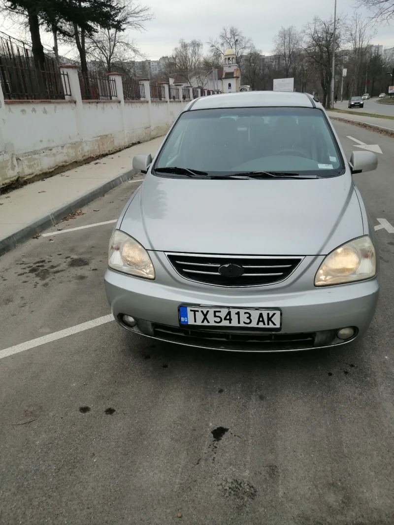 Kia Carens, снимка 1 - Автомобили и джипове - 48511026