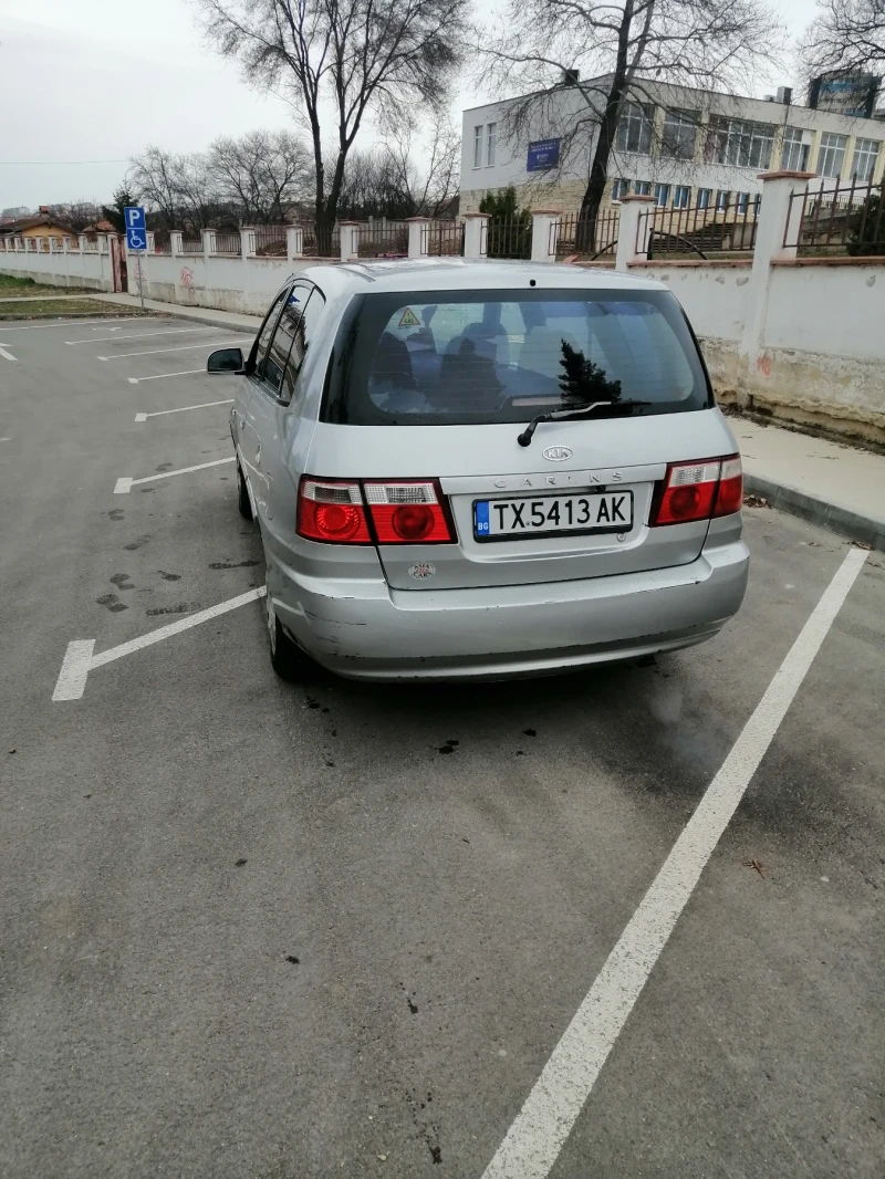 Kia Carens, снимка 4 - Автомобили и джипове - 48511026