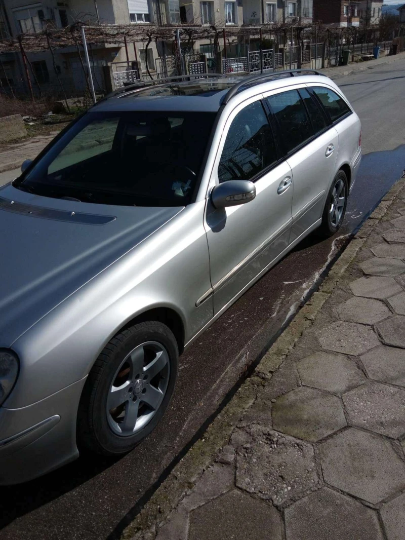 Mercedes-Benz E 320, снимка 3 - Автомобили и джипове - 49605551