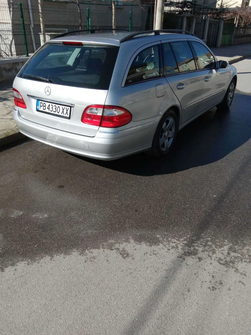 Mercedes-Benz E 320, снимка 4 - Автомобили и джипове - 49605551