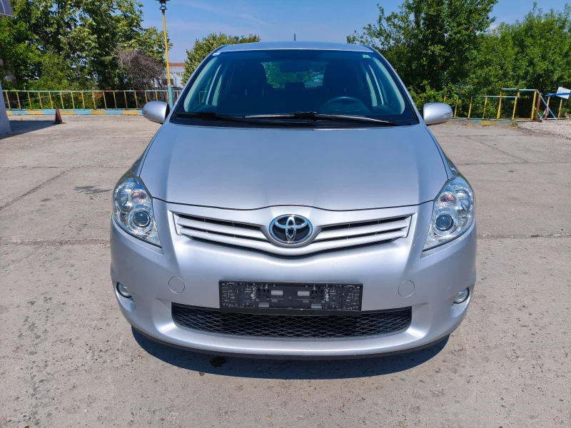 Toyota Auris Facelift , снимка 2 - Автомобили и джипове - 51038702