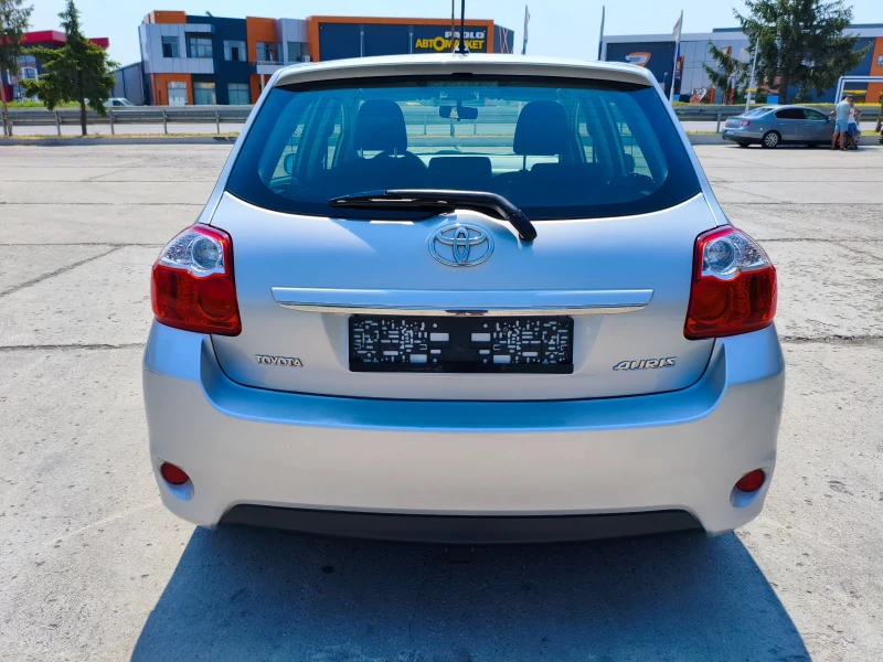 Toyota Auris Facelift , снимка 6 - Автомобили и джипове - 51038702