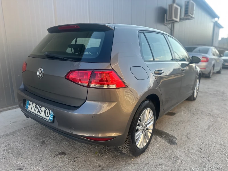 VW Golf 1.6TDI* MULTI* 360* NAVI* СЕРВИЗНА ИСТОРИЯ* , снимка 5 - Автомобили и джипове - 52774122