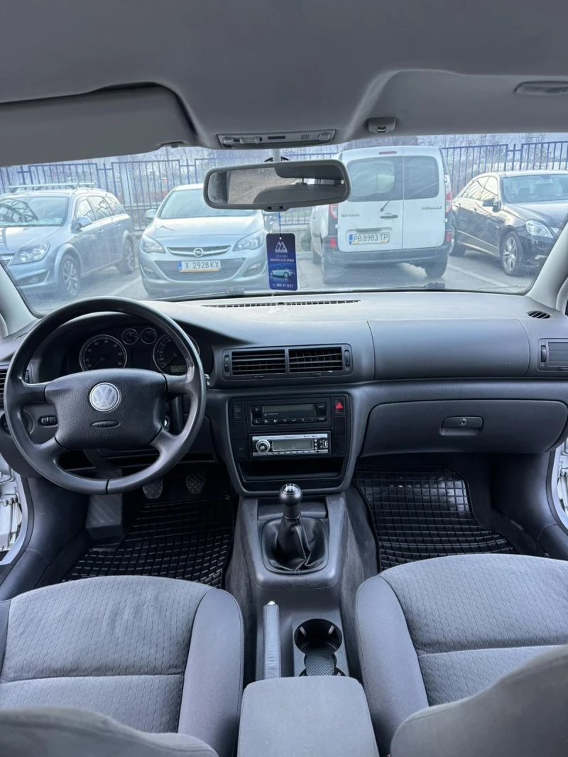 VW Passat, снимка 10 - Автомобили и джипове - 53433707