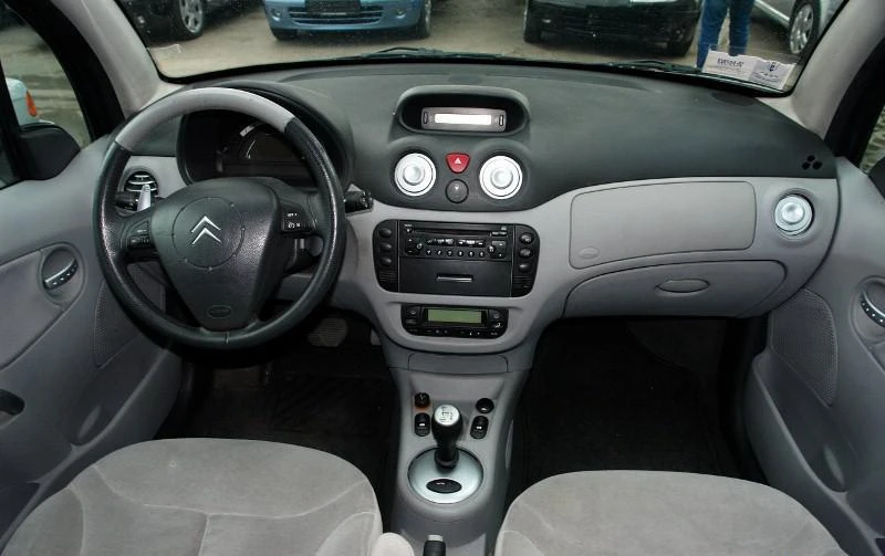 Citroen C3 1.2 i, снимка 7 - Автомобили и джипове - 24553779