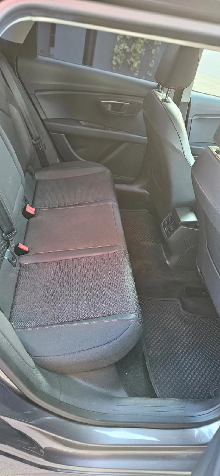 Seat Leon FR, снимка 11 - Автомобили и джипове - 52885994