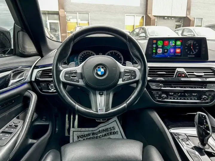 BMW 540 X-Drive* B58* Масаж* Обдухване* 360* Harman Kardon, снимка 7 - Автомобили и джипове - 55145082