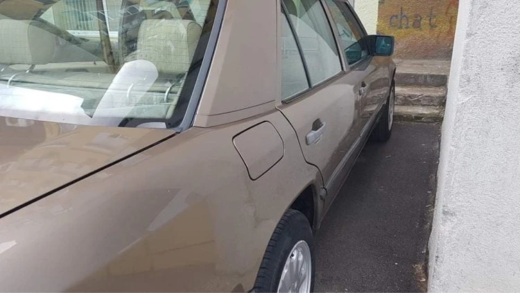 Mercedes-Benz 124, снимка 13 - Автомобили и джипове - 56220070