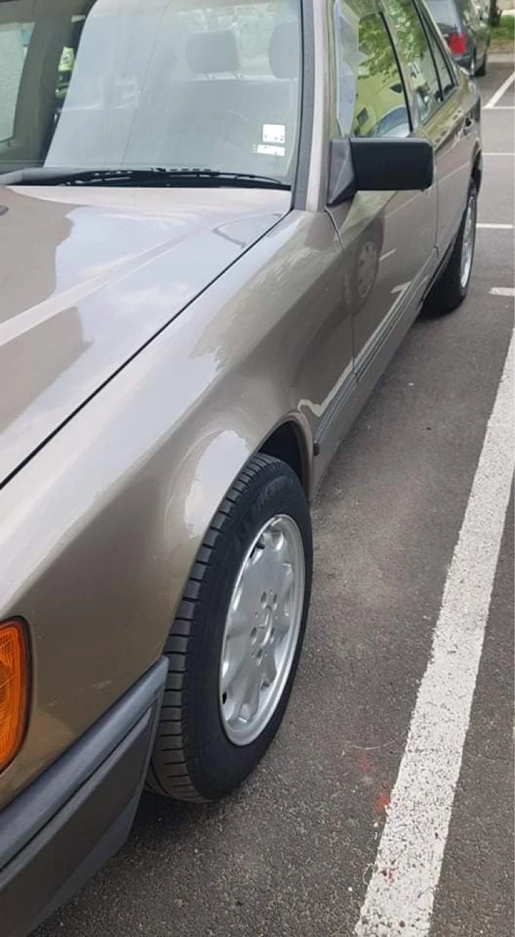 Mercedes-Benz 124, снимка 12 - Автомобили и джипове - 56220070