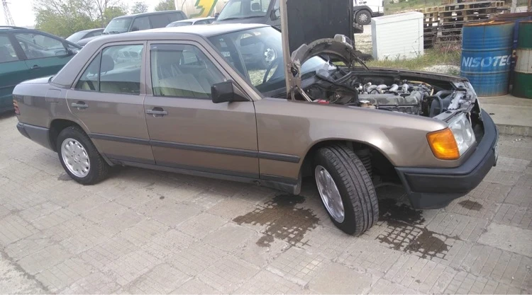 Mercedes-Benz 124, снимка 7 - Автомобили и джипове - 56220070