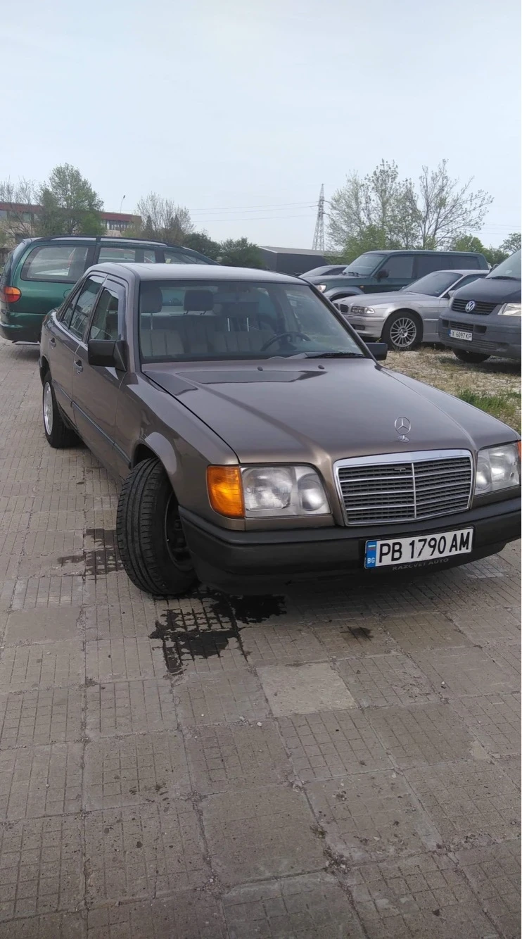 Mercedes-Benz 124, снимка 2 - Автомобили и джипове - 56220070