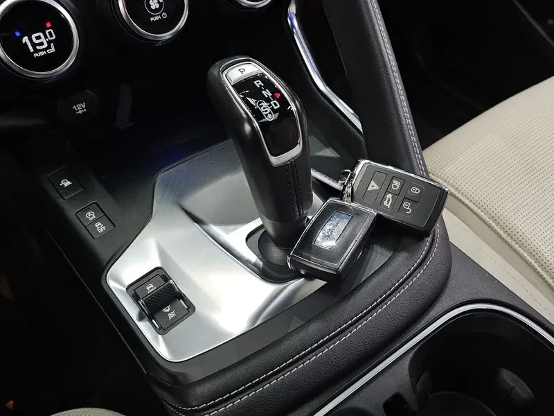 Jaguar E-pace P250 R-DYNAMIC/MERIDIAN ��������� | Mobile.bg � ����������� 9