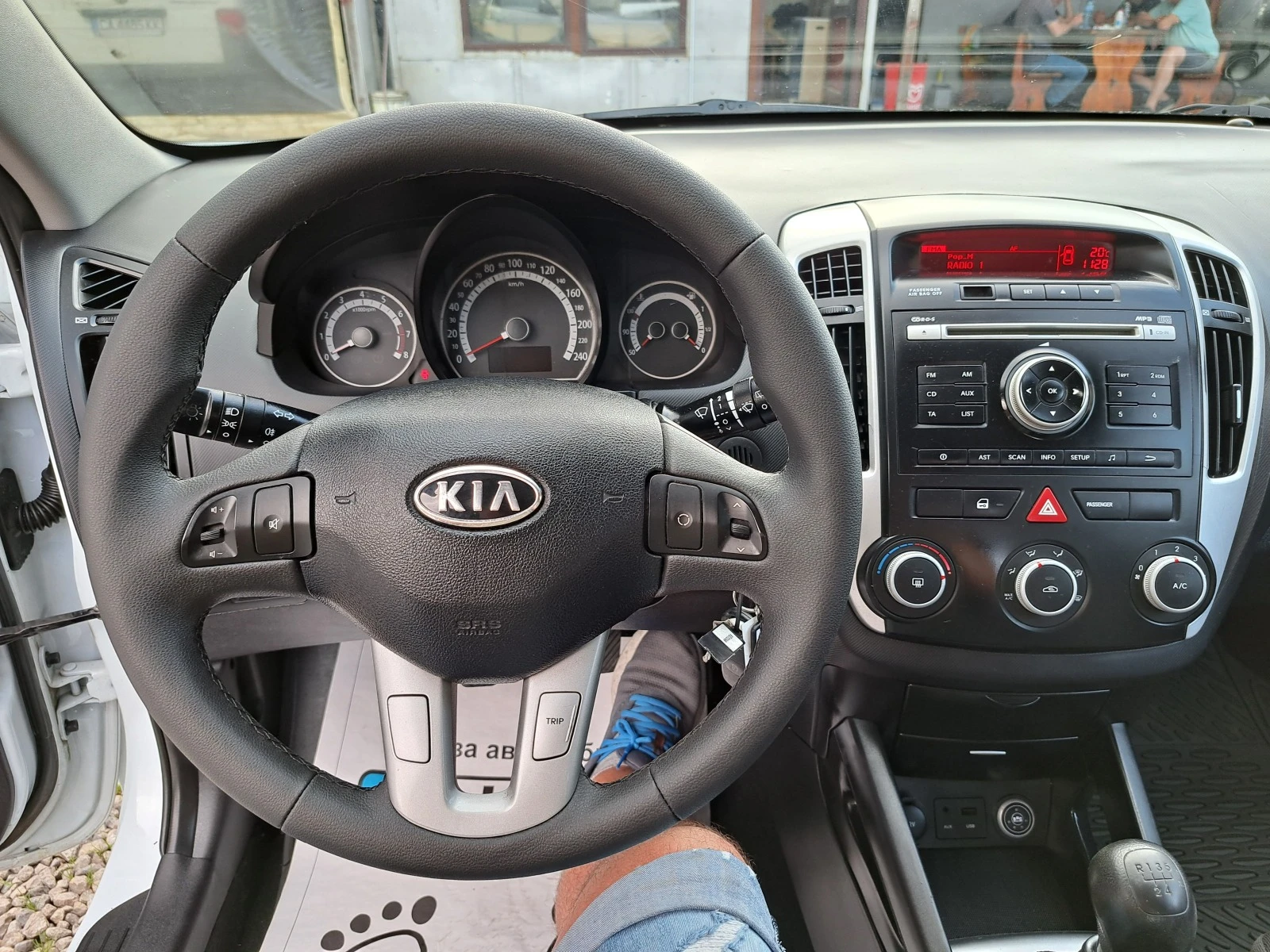 Kia Ceed 1.4i.GPL.90ks  - изображение 10