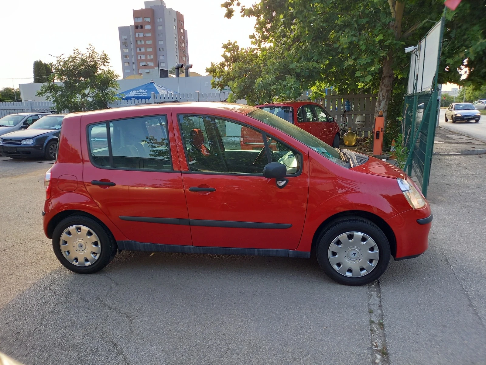 Renault Modus 1.2 BARTER 75 - изображение 4