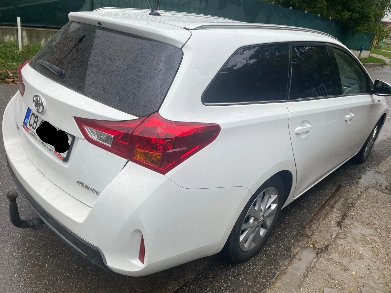 Toyota Auris Бензин-Газ - изображение 2