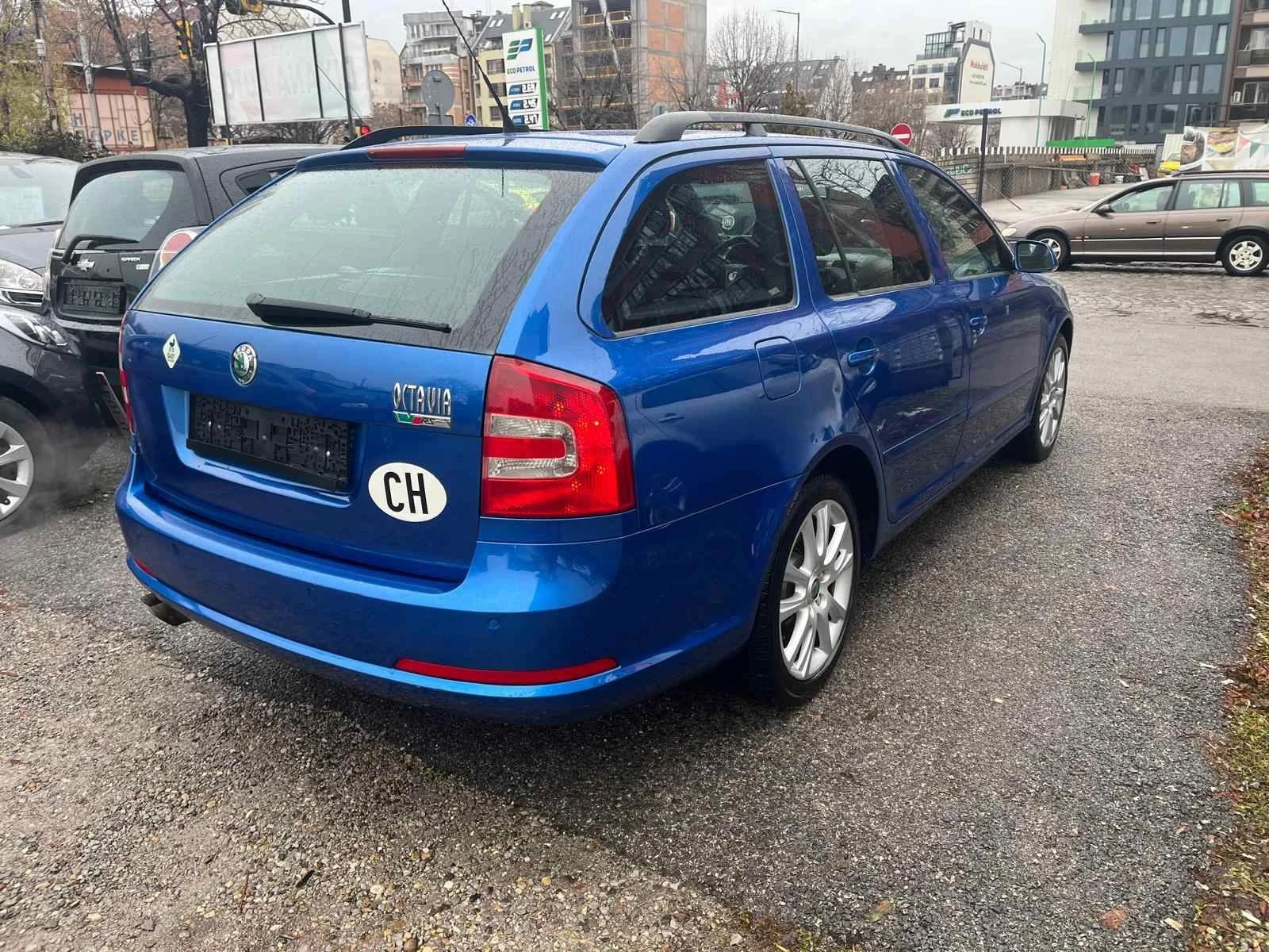 Skoda Octavia 2.0i VRS - изображение 6