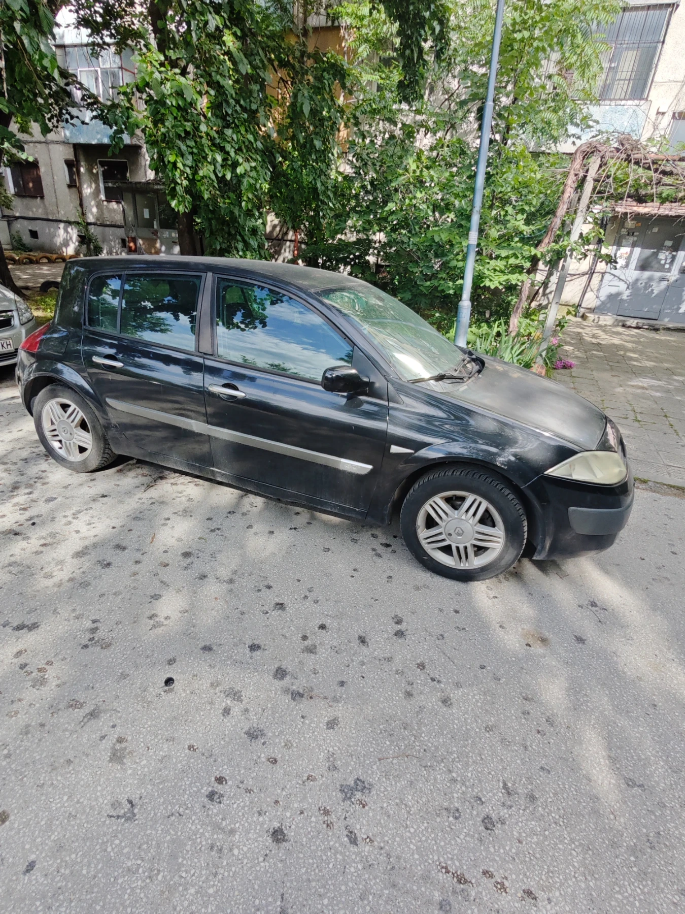 Renault Megane 1.5 - изображение 2