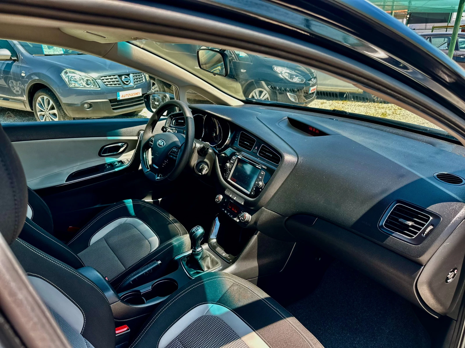 Kia Ceed 1.6CRDI* * NAVI* *  - изображение 8