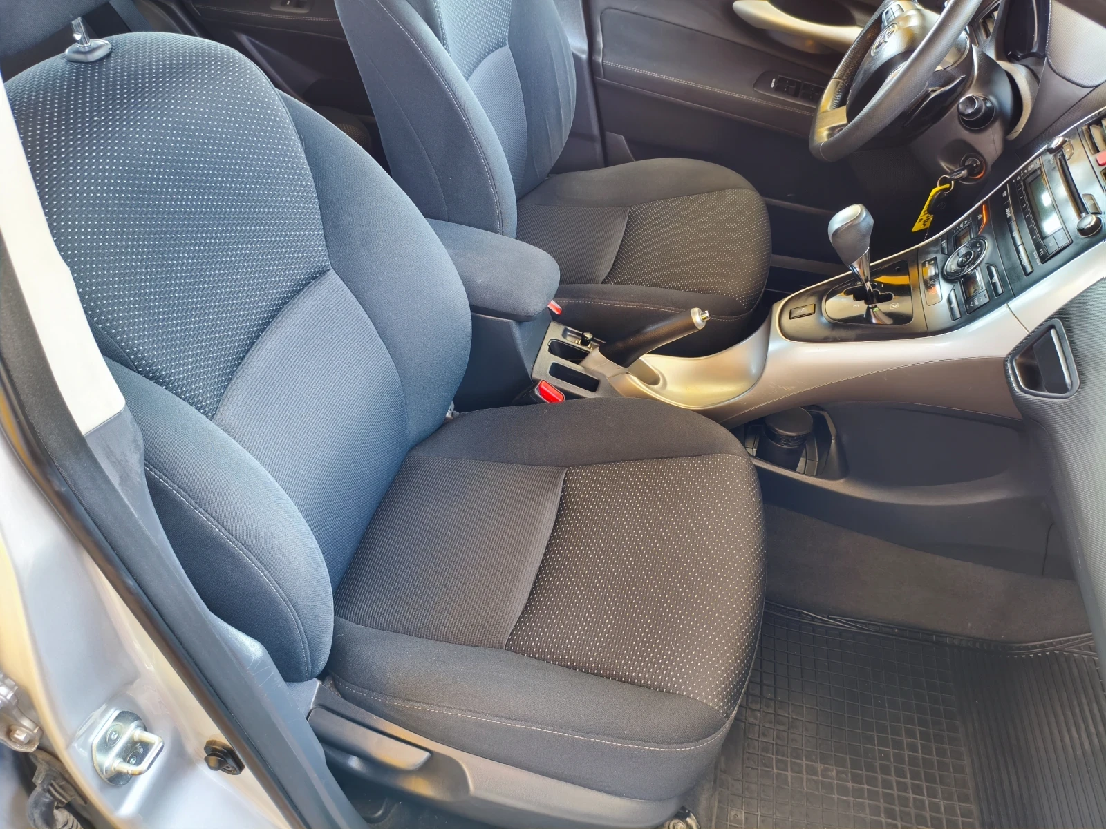 Toyota Auris Facelift  | Mobile.bg   13