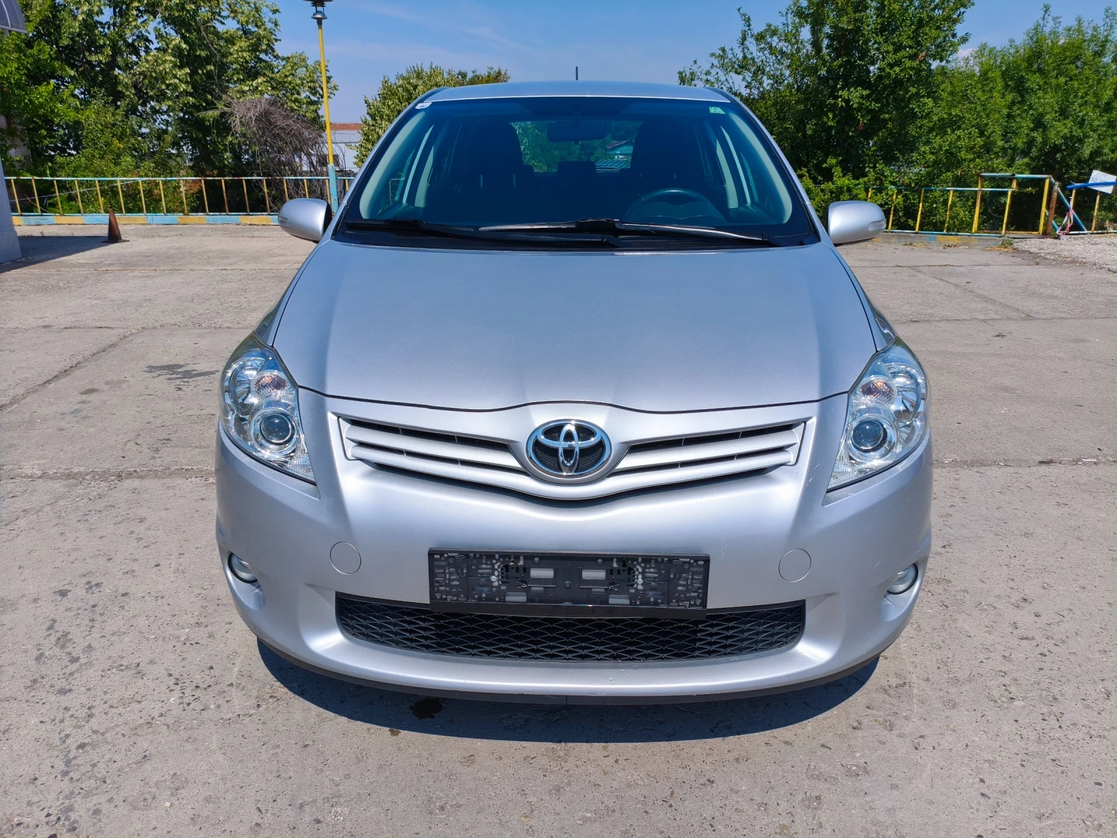 Toyota Auris Facelift  - изображение 2