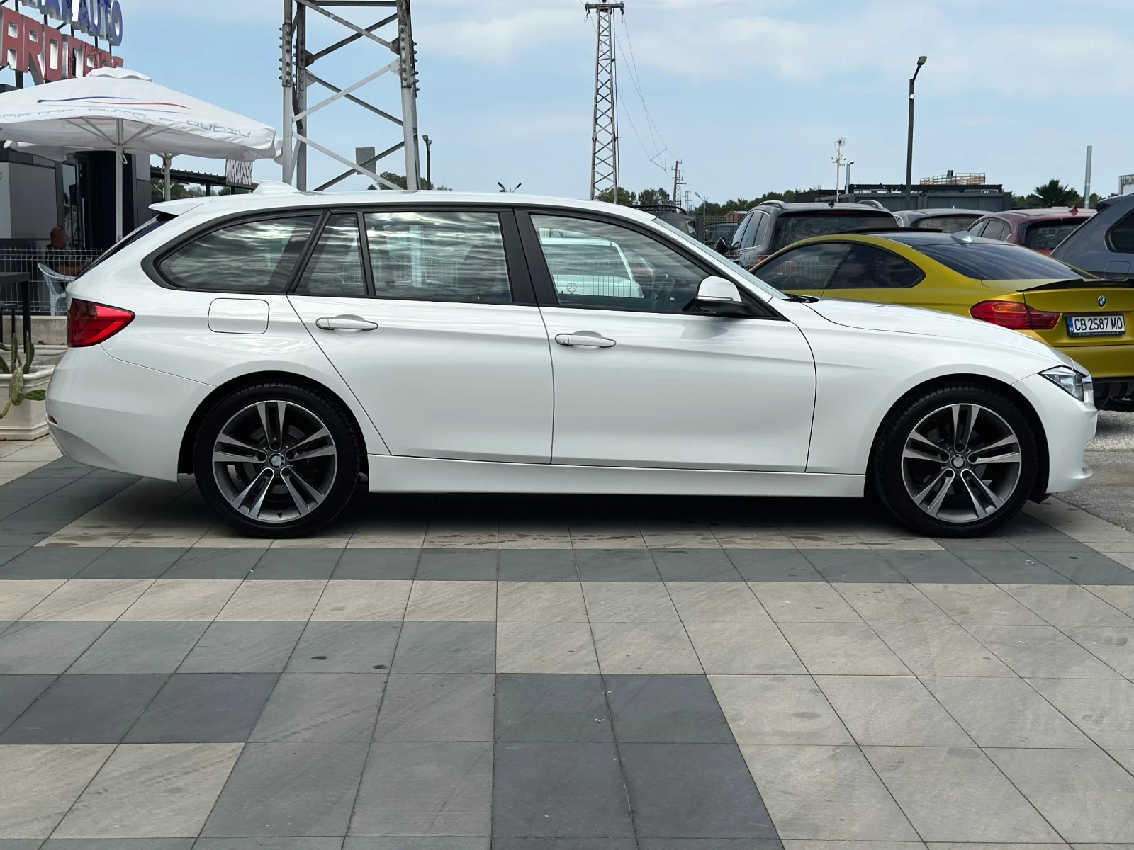 BMW 320 d* Touring* Автоматик* Led*  - изображение 7