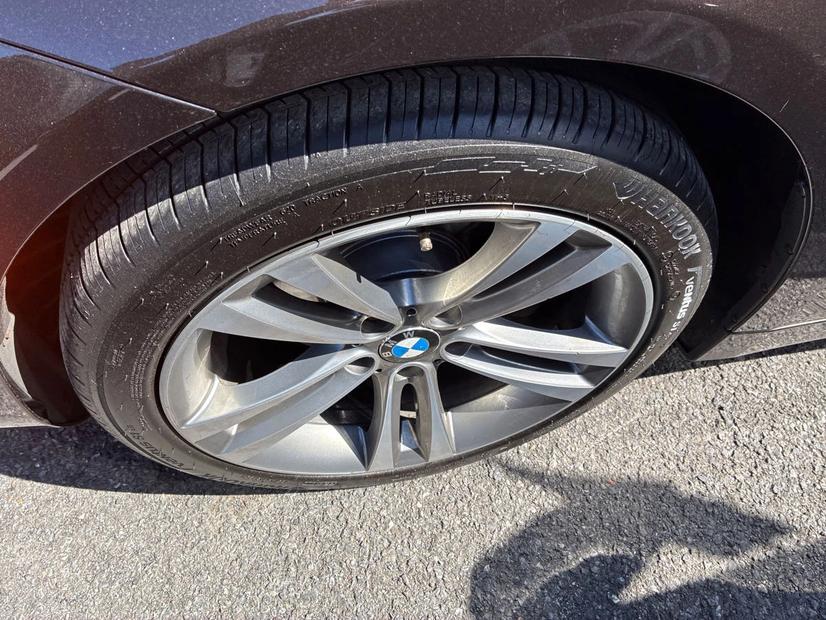 BMW 330 * CARFAX * АВТО КРЕДИТ * ЦЕНА ДО БГ! - изображение 8