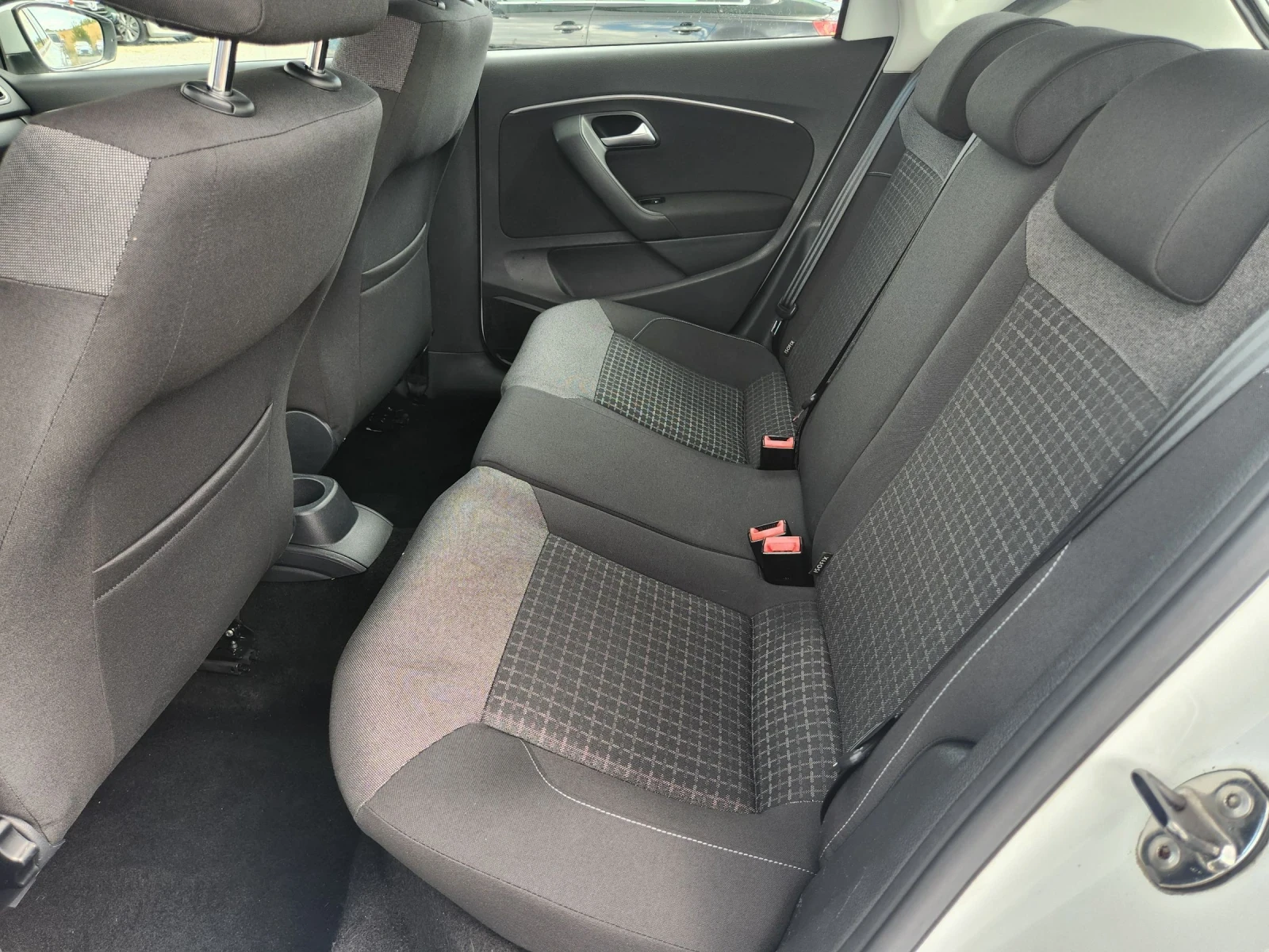 VW Polo 1.4TDI EURO6B | Mobile.bg   10