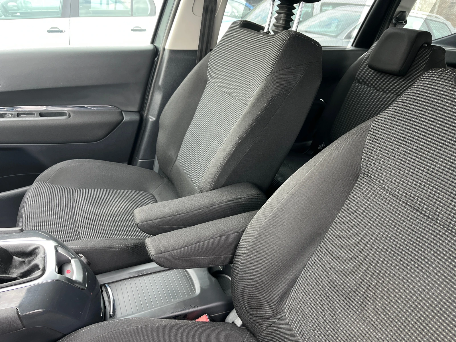 Peugeot 5008 2.0HDI 7 �����, TV | Mobile.bg � ����������� 17