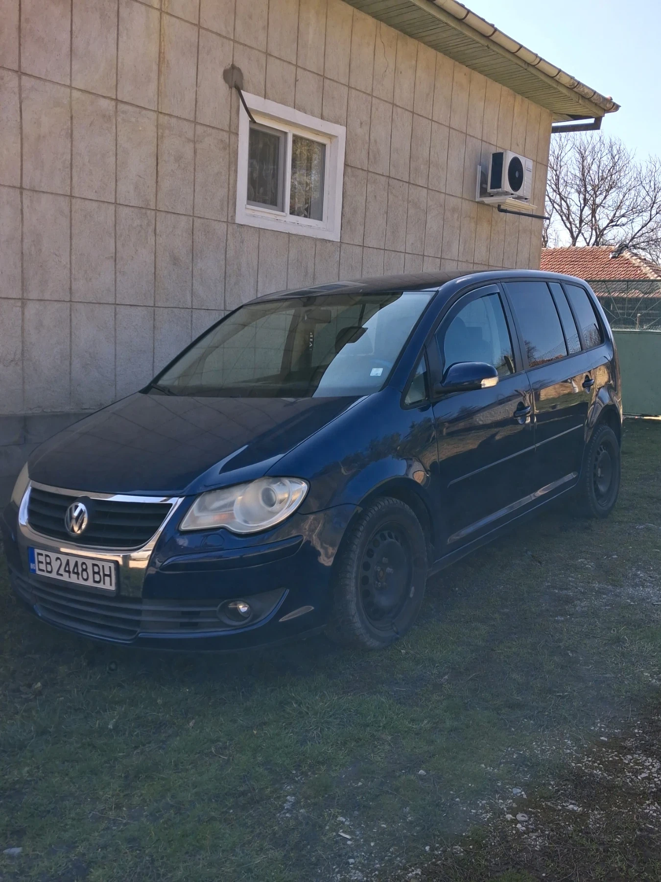 VW Touran, снимка 2 - Автомобили и джипове - 53745965