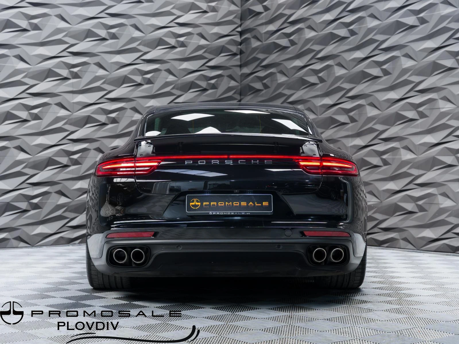 Porsche Panamera 4S* BOSE* 3XTV* SPORT CHRONO* ОБДУХВ* , снимка 4 - Автомобили и джипове - 53856227