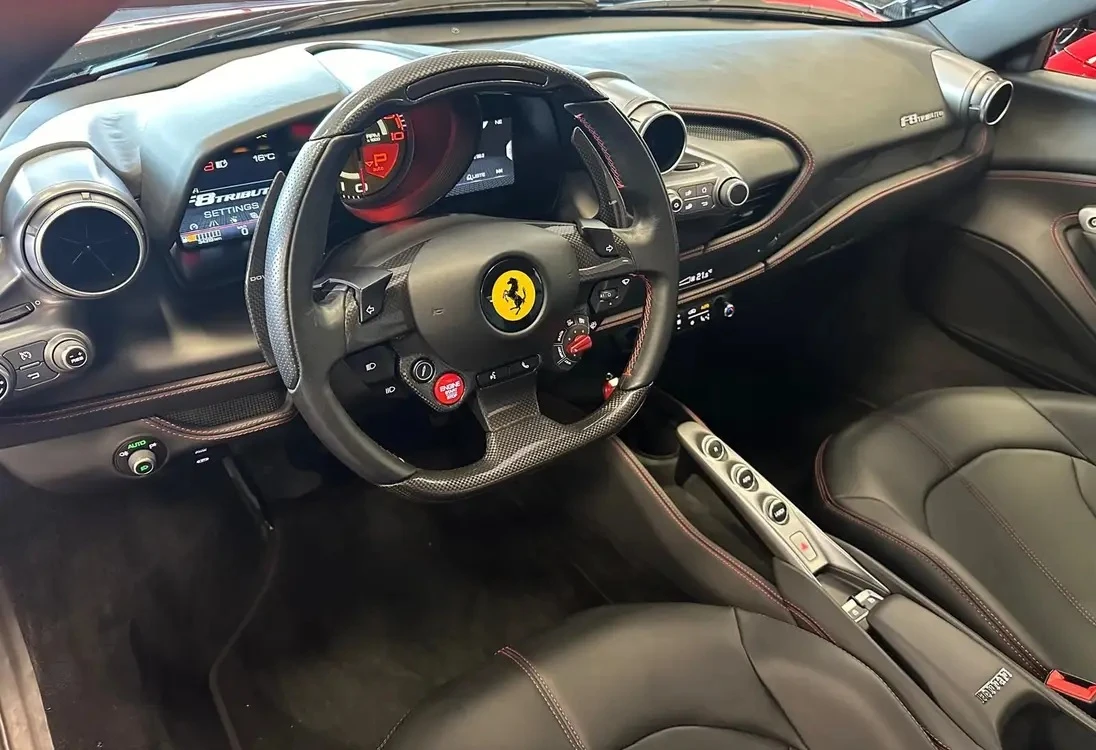 Ferrari F8 Tributo, снимка 5 - Автомобили и джипове - 54229826