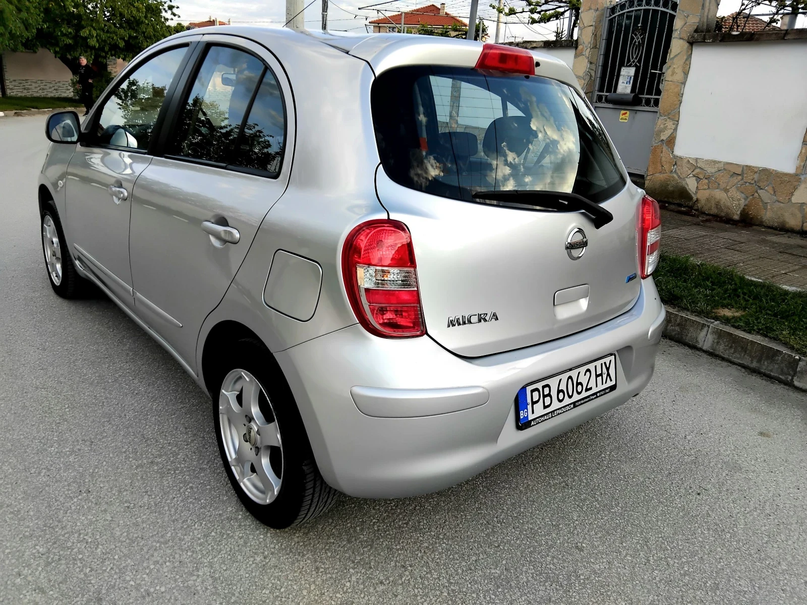 Nissan Micra 1.2i80k+ КЛИМА. ВЕРИГА. 2012г ТОП///, снимка 3 - Автомобили и джипове - 54416455