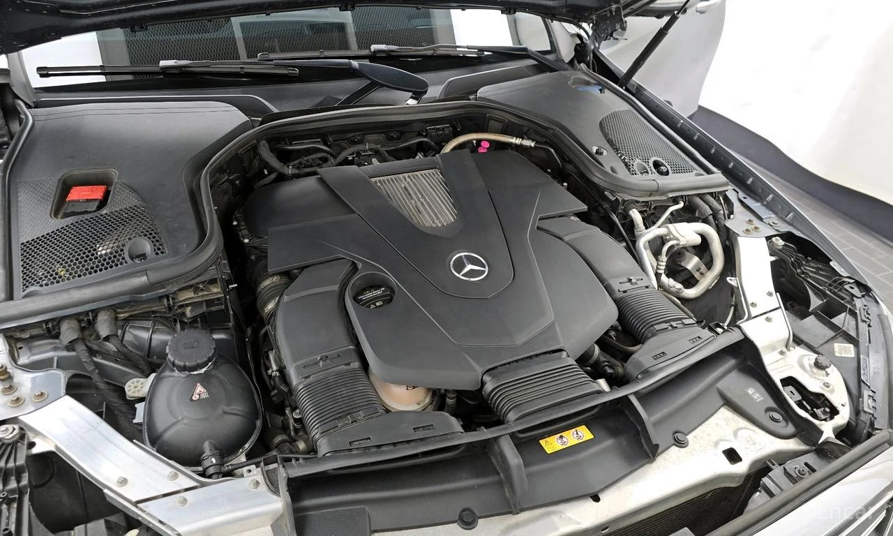 Mercedes-Benz E 450 4MATIC* EXCLUSIVE* BURMESTER* ОБДУХВАНЕ* ДИСТРОНИК, снимка 17 - Автомобили и джипове - 54508783