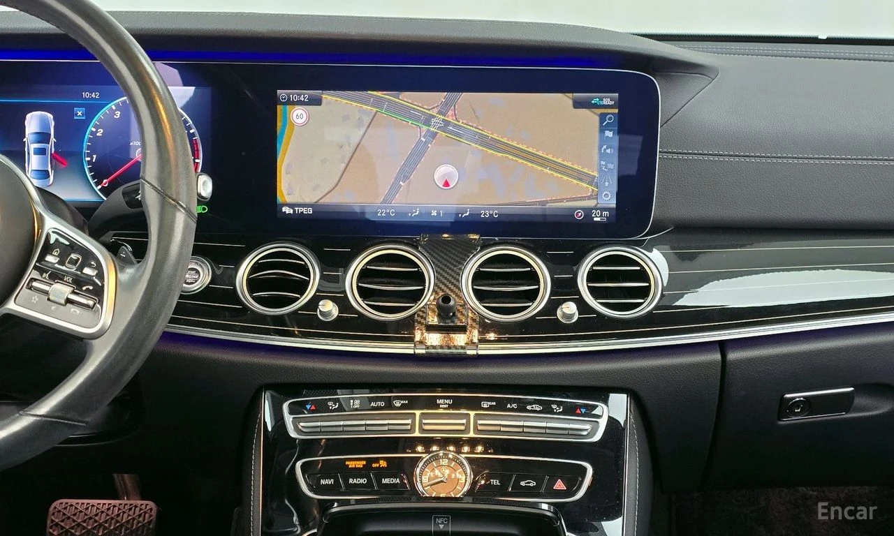 Mercedes-Benz E 450 4MATIC* EXCLUSIVE* BURMESTER* ОБДУХВАНЕ* ДИСТРОНИК, снимка 7 - Автомобили и джипове - 54508783